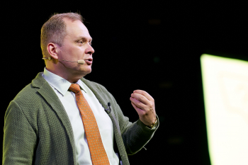 Как начислять бонусы сотрудникам?