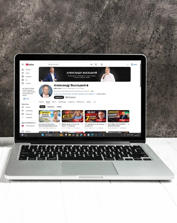 ТОП-5 видео, которые стоит посмотреть каждому  предпринимателю и руководителю